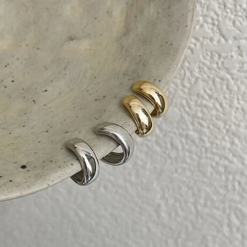 Minimalist Metal Ear Bone Clip