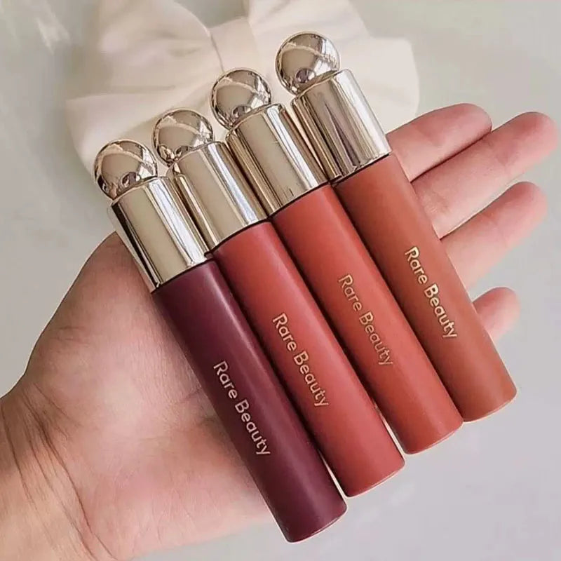Rare Beauty Creamy Powder Blush Soft Focus.