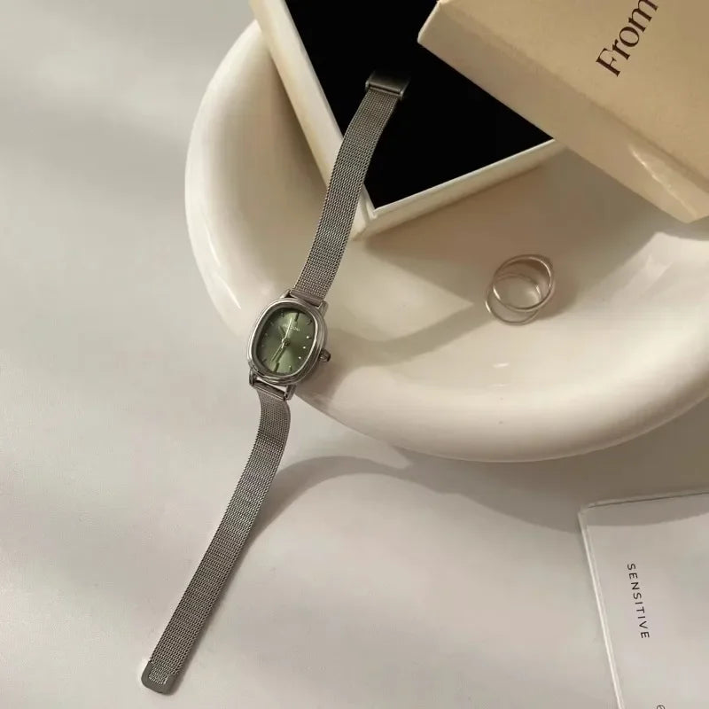 Small Oval Dial Green Watch Simple Stainless
