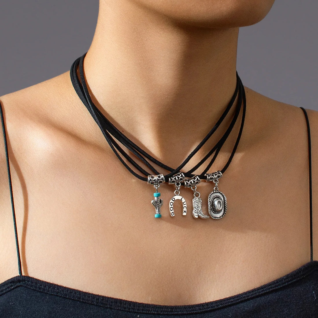 Multiple layered velvet women's necklace